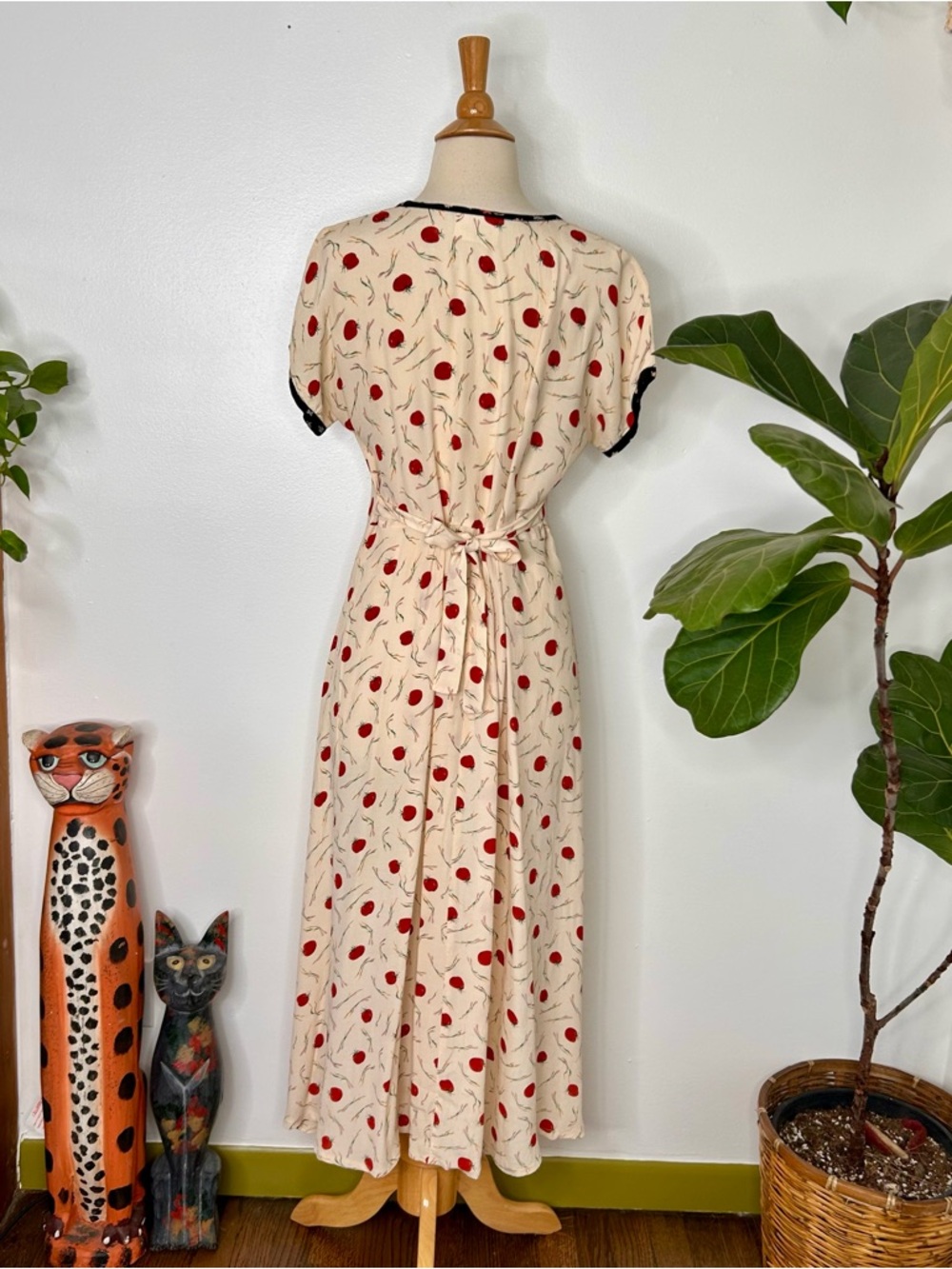 Vintage Zoe California tomato and chive print midi dress - Picture 5 of 6